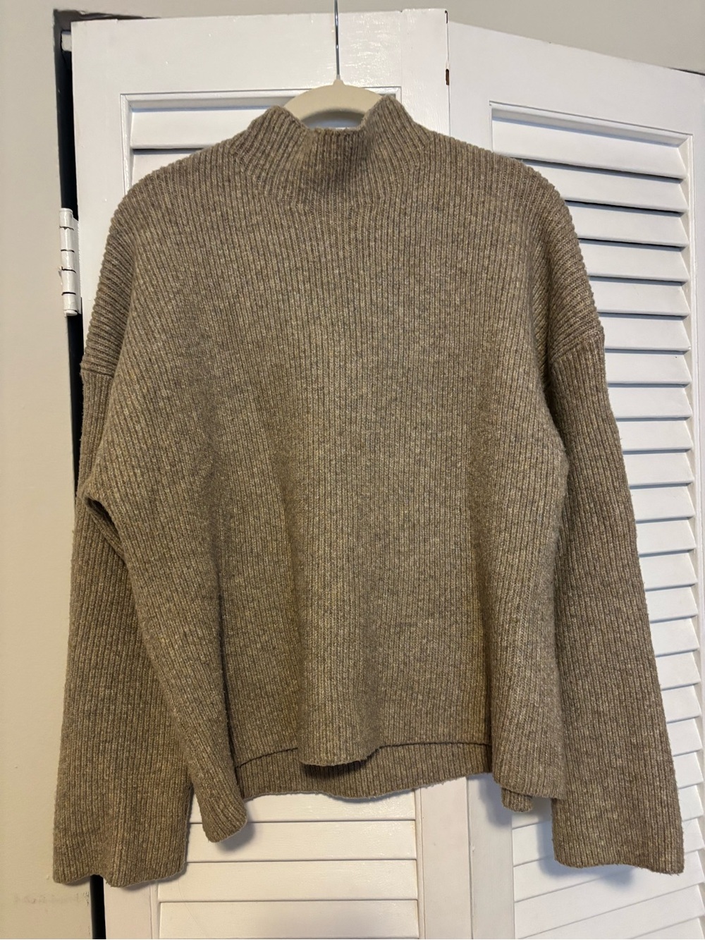 Abercrombie brow Mock Neck Sweater
